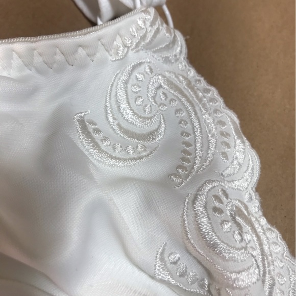 Lilyette White Full Coverage Minimizer Non-Padded Underwire Bra 0417 Size 42D - Picture 15 of 16